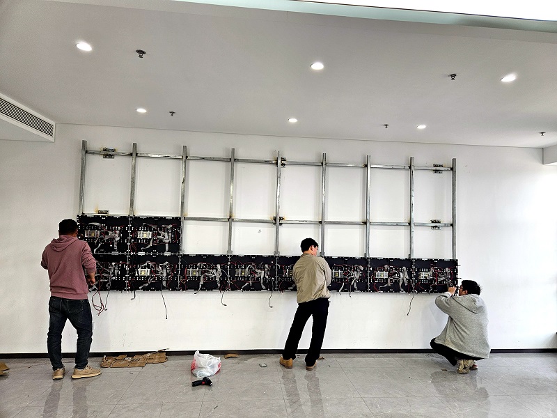 智引公司高效完成神木煤化工公司LED屏幕搬迁任务